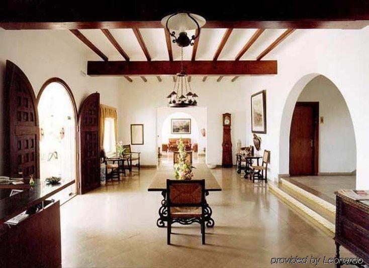 Hotel Rocamar Кадакес Интерьер фото